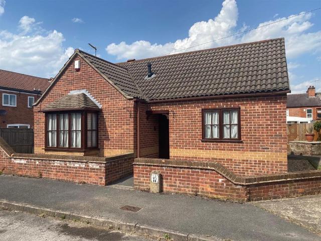 Bungalow for sale in Alverton, East Midlands