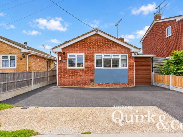 Bungalow for sale in Leigh Beck, Castle Point