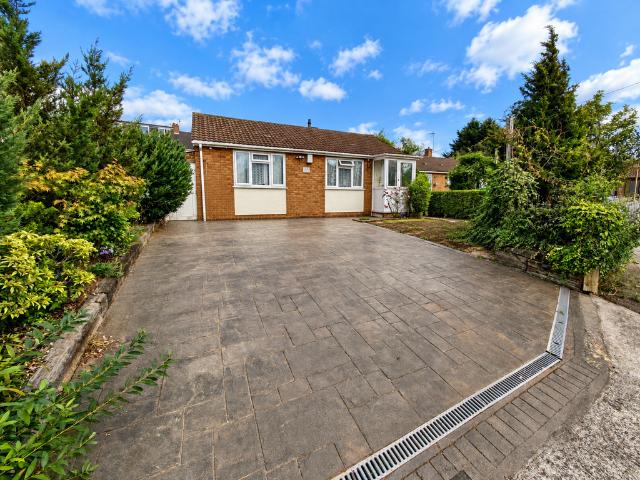 Bungalow for sale in Watergate, Devon
