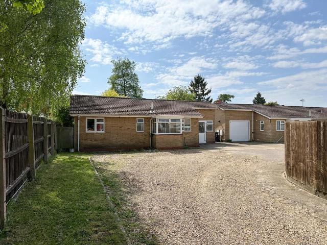 Bungalow for sale in Barway, Cambridgeshire
