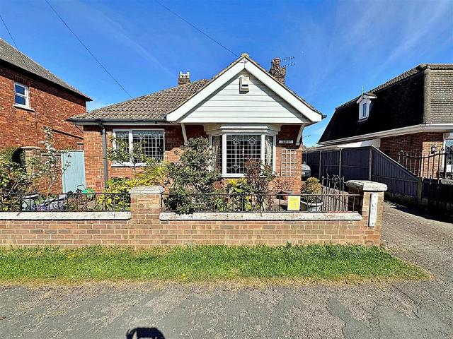 Bungalow for sale in Belleau, Lincolnshire