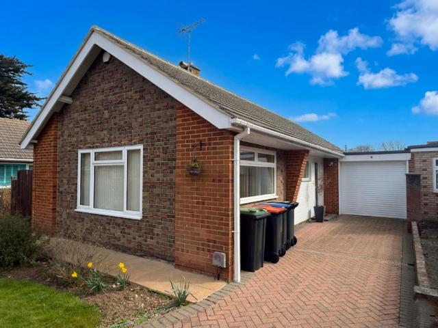Bungalow for sale in Upton, Acol