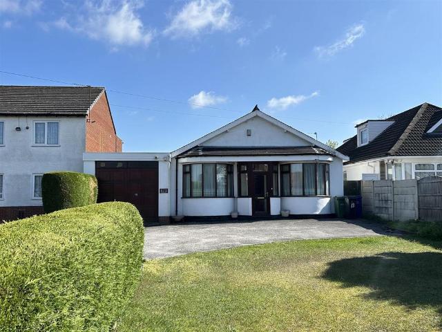 Bungalow for sale in Halesowen, West Midlands