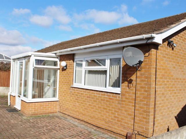 Bungalow for sale in Potters Corner, East Midlands