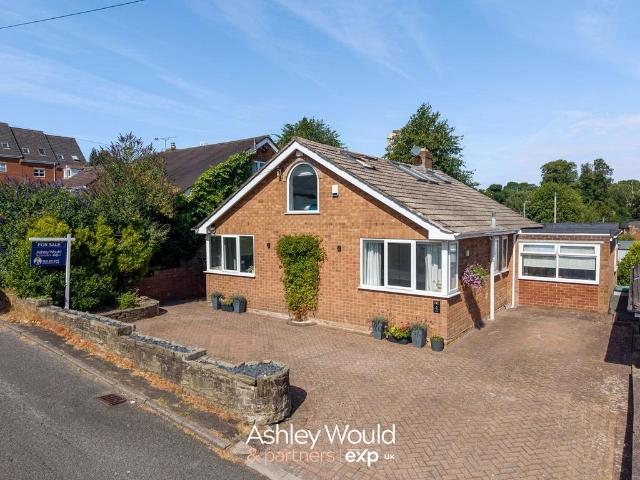 Bungalow for sale in Halesowen, West Midlands