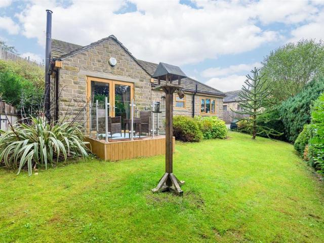 Bungalow for sale in Aylesham Industrial Estate, Bradford