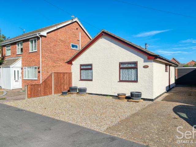 Bungalow for sale in Thorpe End, Broadland