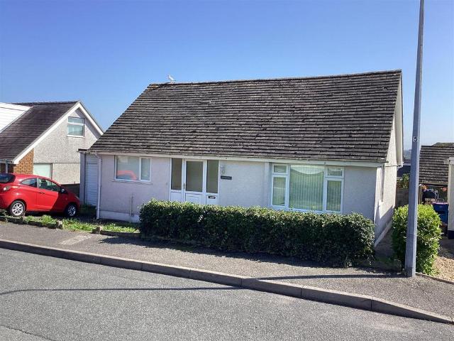 Bungalow for sale in Llanfair-Mathafarn-Eithaf, Benllech
