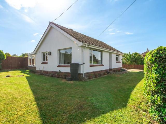 Bungalow for sale in Havenstreet, Isle Of Wight