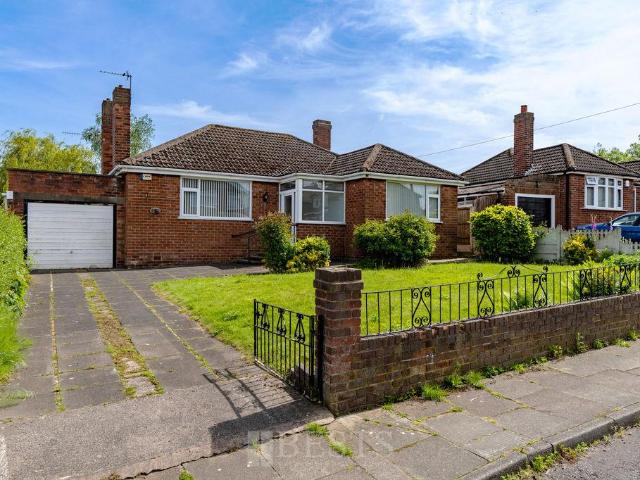 Bungalow for sale in Runcorn Heath, Halton