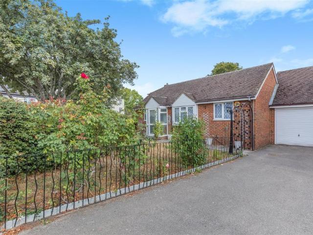 Bungalow for sale in Snodland, Bourne Vale