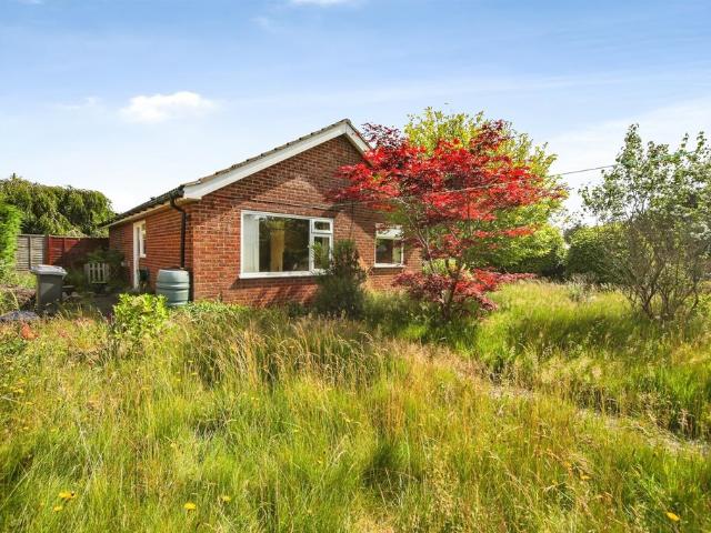 Bungalow for sale in Eastbridge, Suffolk