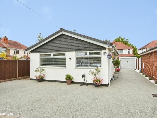 Bungalow for sale in Shelton Lock, East Midlands
