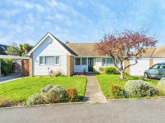 Bungalow for sale in Aldingbourne, Clapham