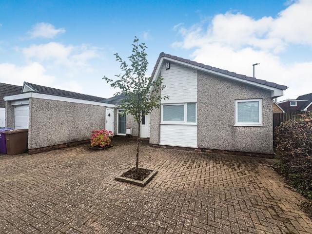 Bungalow for sale in Kilwinning, Scotland