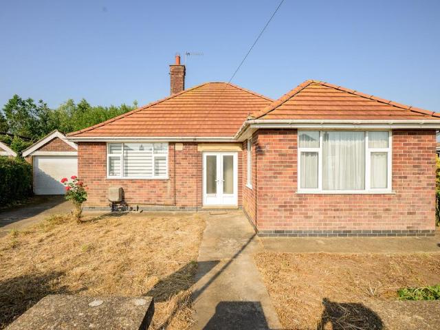 Bungalow for sale in Seacroft, Belleau