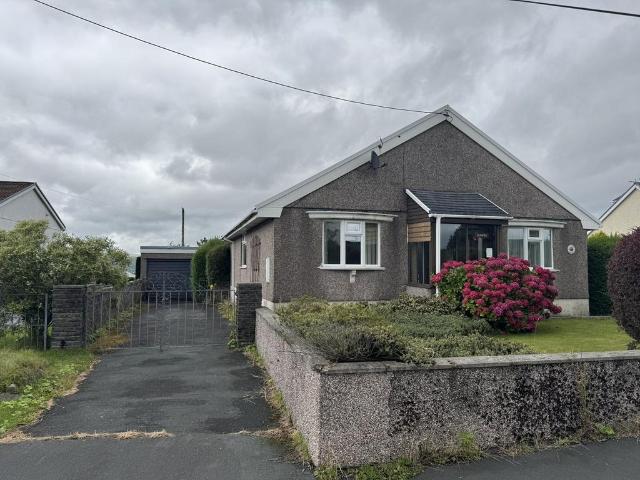 Bungalow for sale in Coelbren, Wales