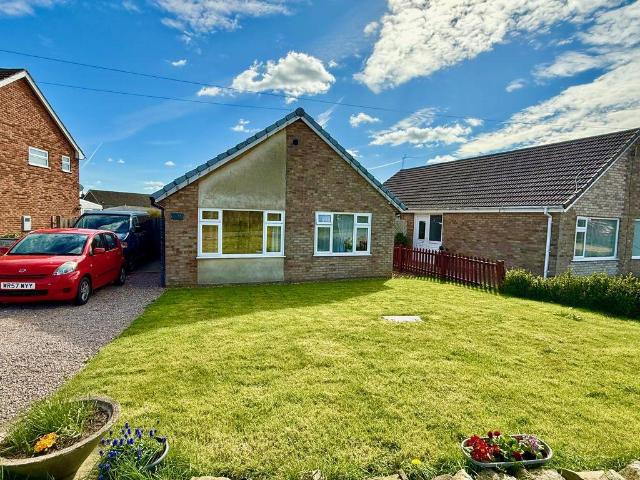 Bungalow for sale in Barholm, Lincolnshire