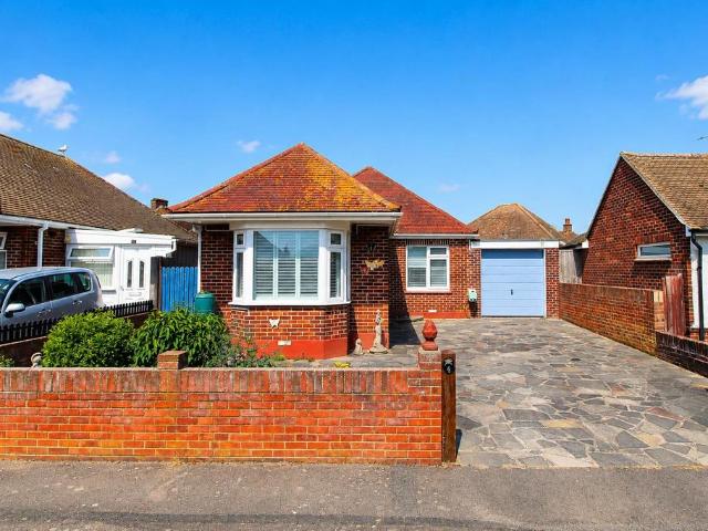 Bungalow for sale in Westwood, Acol