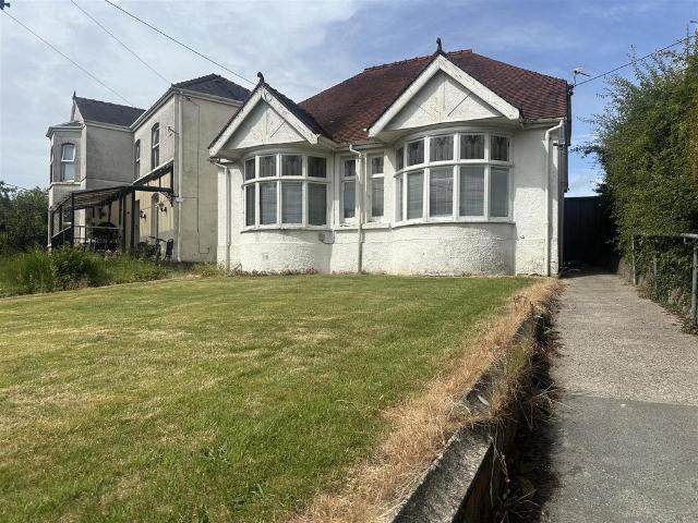 Bungalow for sale in Cwmamman, Glanaman