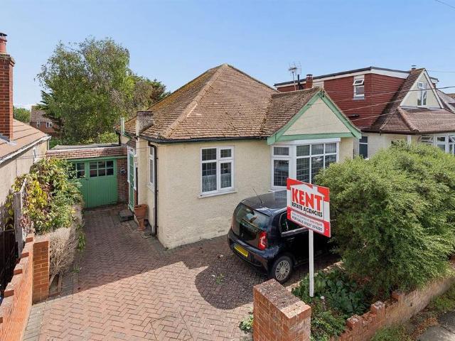 Bungalow for sale in South Tankerton, The Bridge