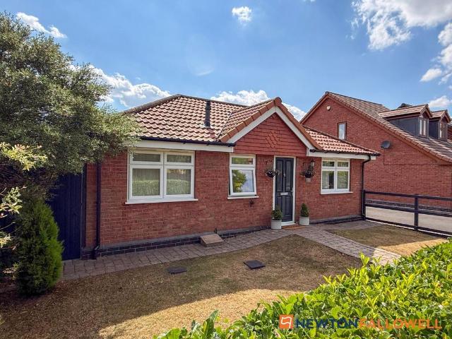 Bungalow for sale in Barholm, Lincolnshire