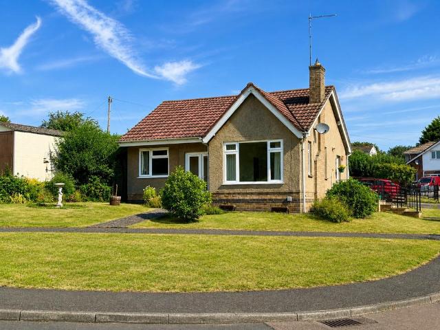 Bungalow for sale in Wootton, Northamptonshire