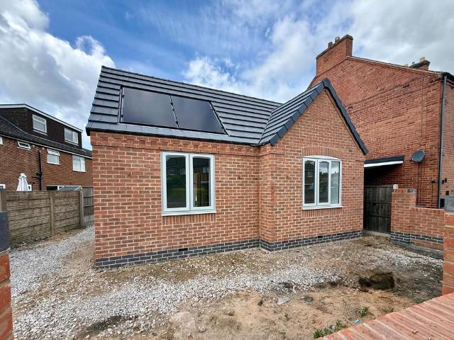 Bungalow for sale in Egginton, East Midlands