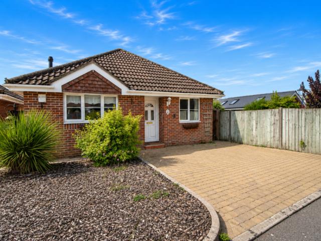 Bungalow for sale in Denmead, Hampshire