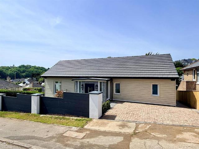 Bungalow for sale in Higher Compton, Mount Wise