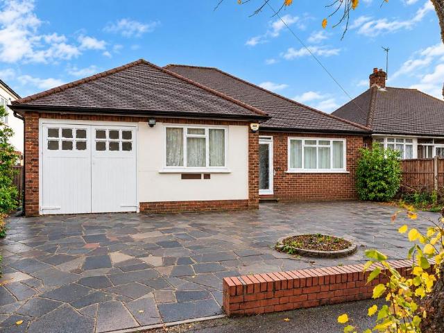 Bungalow for sale in London Borough of Sutton, Greater London