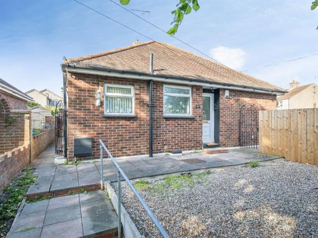 Bungalow for sale in Dale Hill, Essex