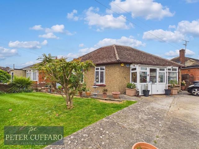 Bungalow for sale in Broxbourne, Hertfordshire
