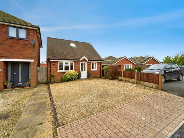Bungalow for sale in Highley, Shropshire