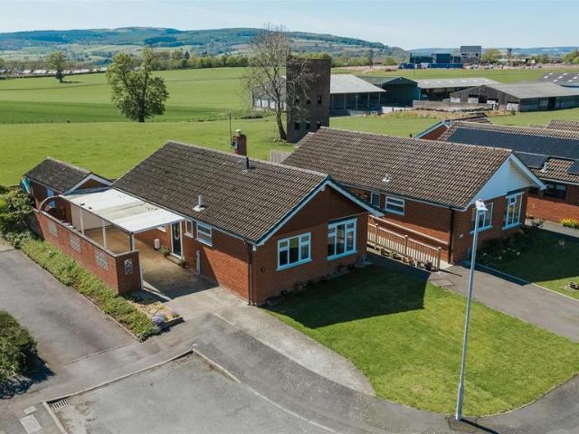Bungalow for sale in Shropshire