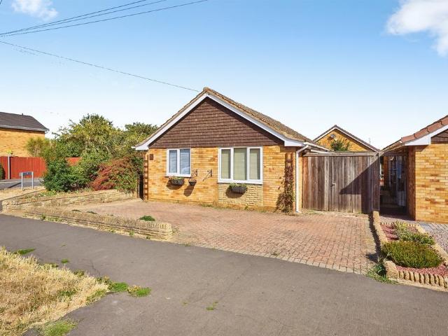 Bungalow for sale in Barholm, Lincolnshire