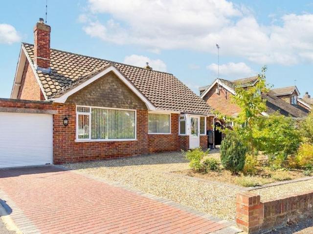 Bungalow for sale in Angmering, Arun