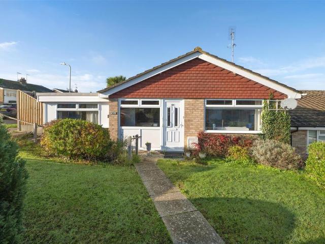 Bungalow for sale in The Bridge, Kent
