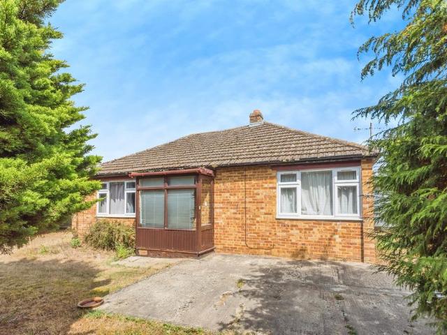 Bungalow for sale in Black Bourton, Oxfordshire