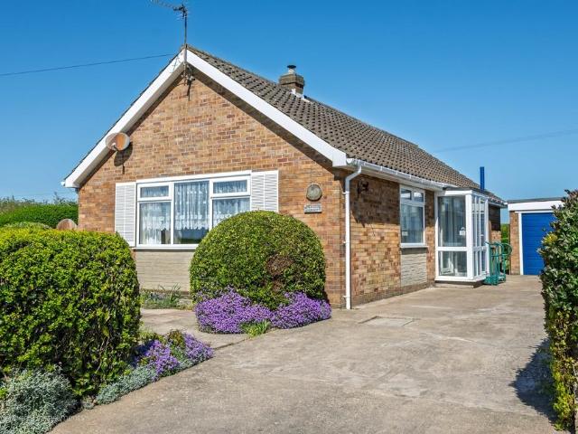Bungalow for sale in Flamborough