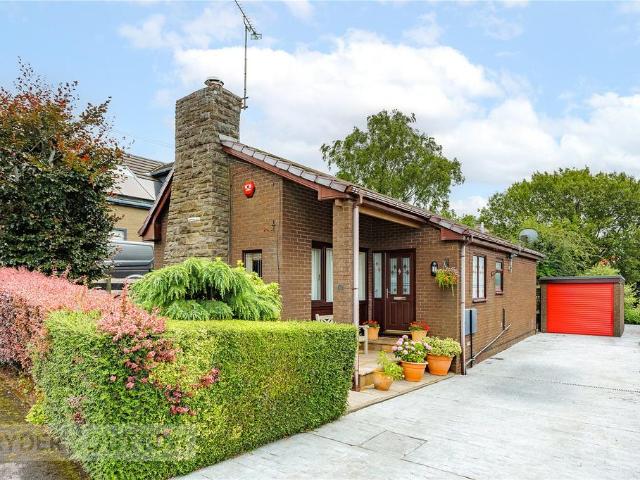 Bungalow for sale in Saddleworth, Pendock