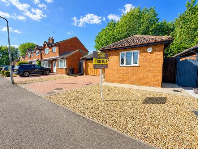 Bungalow for sale in Corby Village, Corby