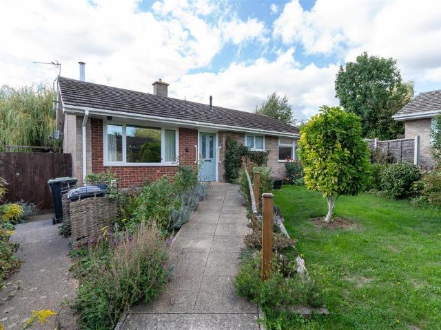 Bungalow for sale in Barway, Cambridgeshire