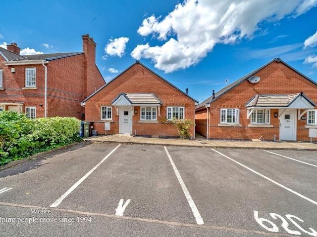 Bungalow for sale in Chadsmoor, Staffordshire