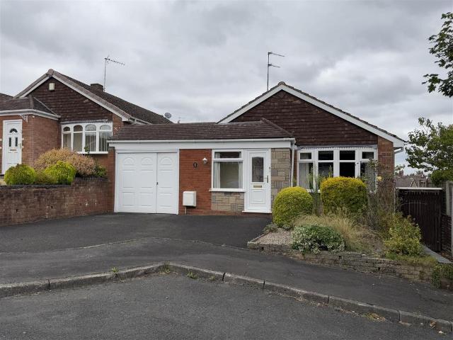 Bungalow for sale in Wollaston, Stourbridge