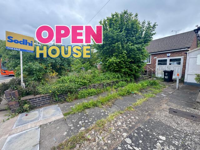 Bungalow for sale in Old Wharf, City Of Leicester