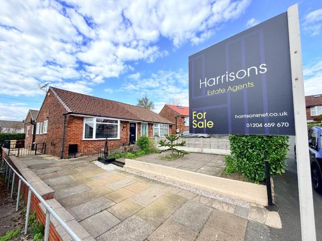 Bungalow for sale in Middlebrook, Lee Bank