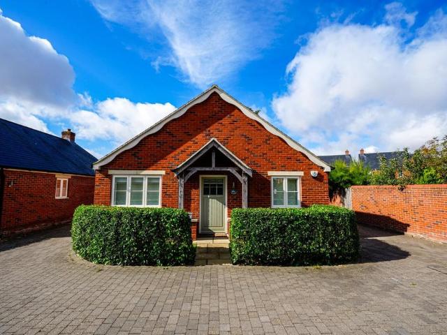 Bungalow for sale in Stewkley