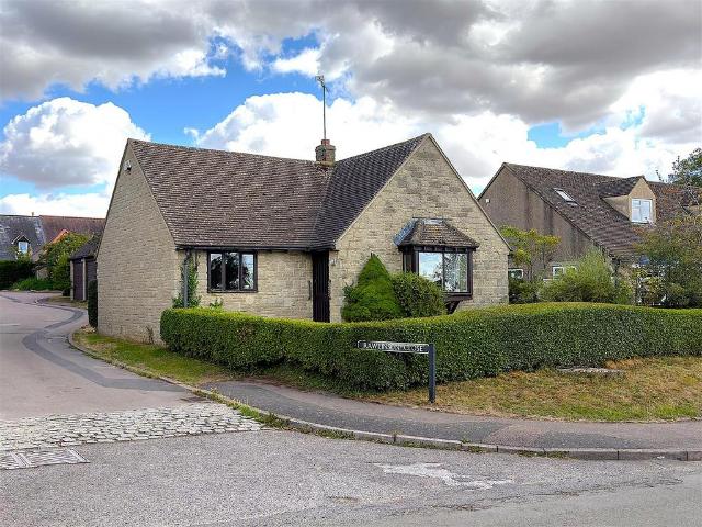 Bungalow for sale in Black Bourton, Oxfordshire
