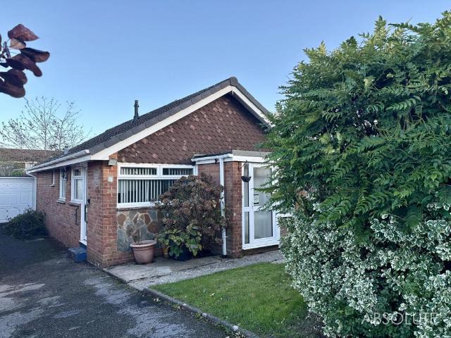 Bungalow for sale in Roselands, Paignton